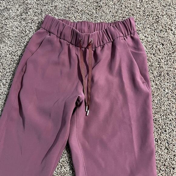 Lululemon Pants Womens XS Mauve Purple Joggers Sweatpants Elastic Cuff - Picture 3 of 9